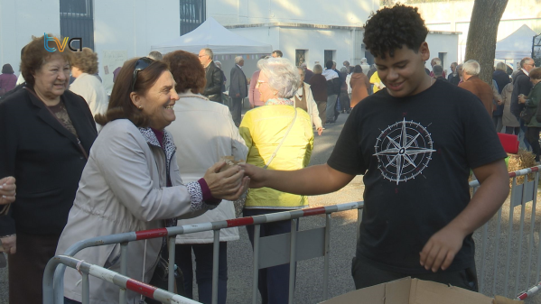 JF Mina de Água Assinala São Martinho com Castanhas, Água Pé e Bailarico